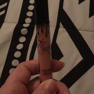 Kylie Jenner matte liquid lipstick